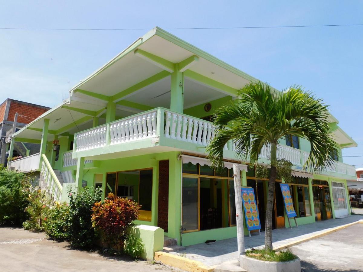 Casa De Huespedes Yoli By Rotamundos Hotel Playa Chachalacas Exterior photo